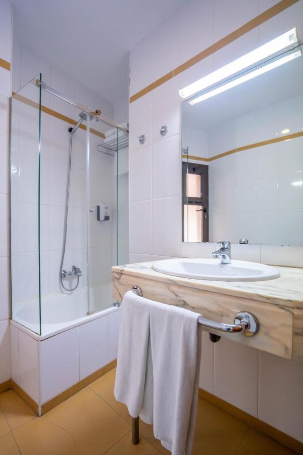 Hotel Yit Conquista De